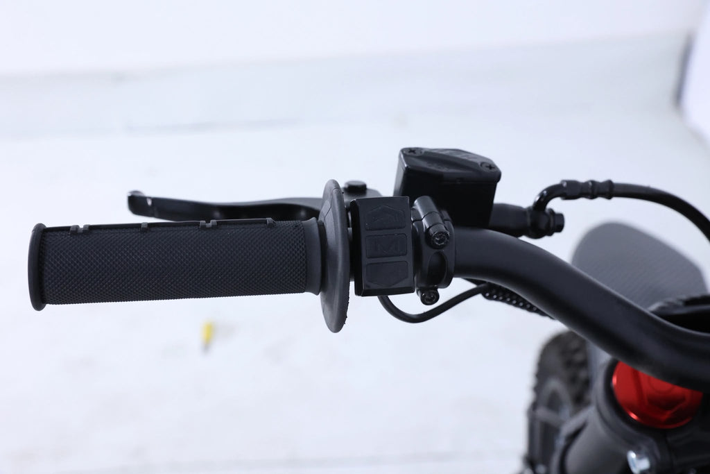 Poignée d'accélérateur rotative VALTINSU EM-5 Pro