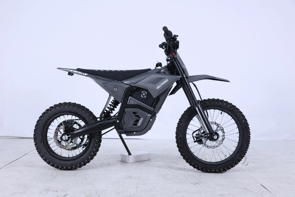 Moto électrique VALTINSU EM-5 Ultra Carbon Fiber — studio