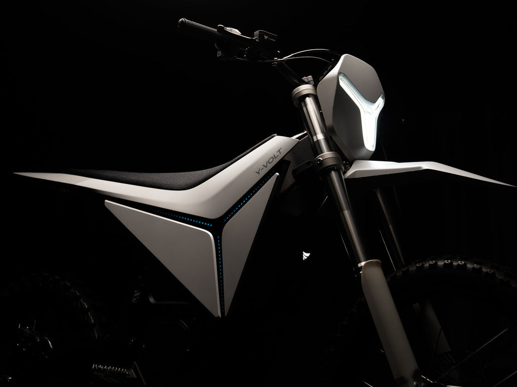 Y-VOLT Surge V moto électrique 35kW 948Nm vue principale